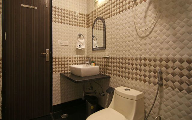 OYO Townhouse 349 Unitech Cyber Park Gurgaon