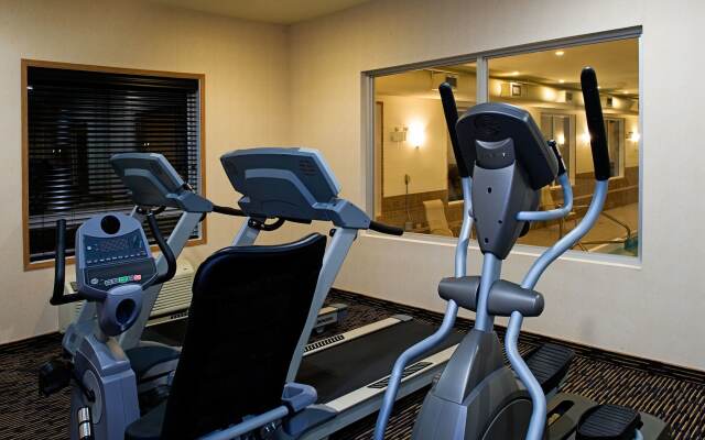 Holiday Inn Express & Suites Regina-South by IHG