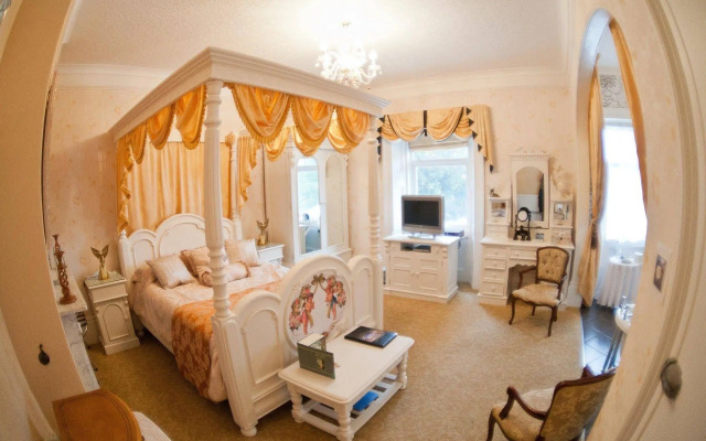 Enchanted Manor