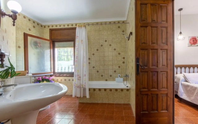 House Ibicenca Deltebre