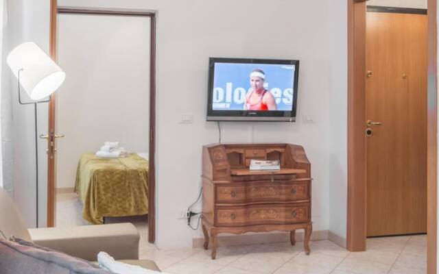 Venice Grand Canal Style Apt 1 by Wonderful Italy