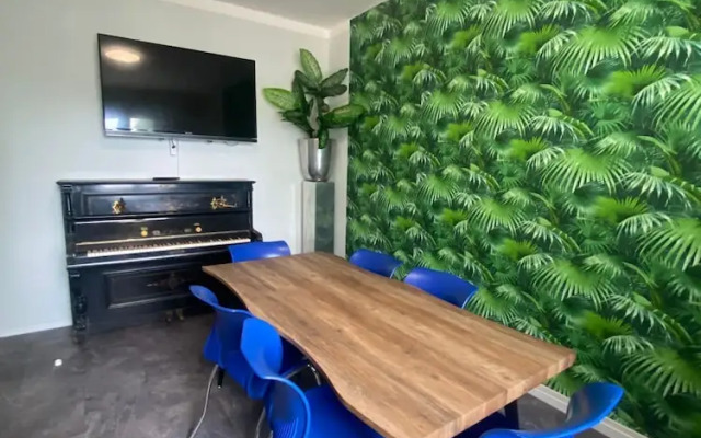 Linden Residence