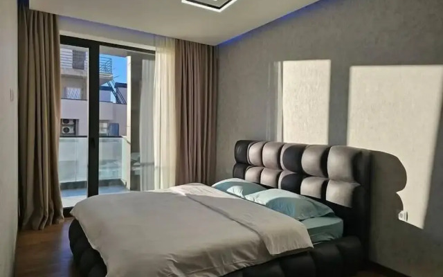 Lux House in Archi Tbilisi