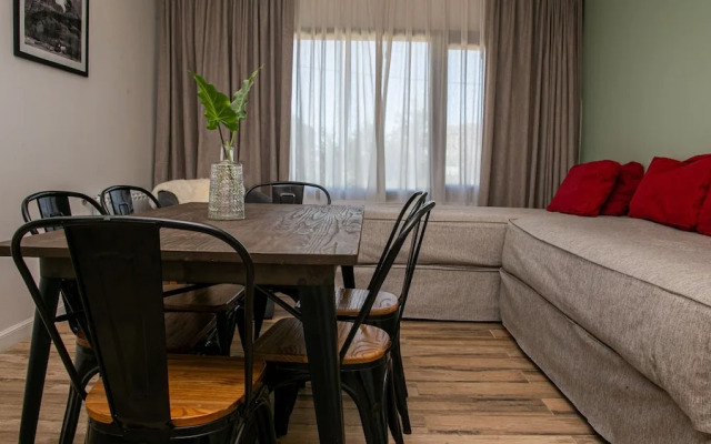 Senderos Aparts & Suites