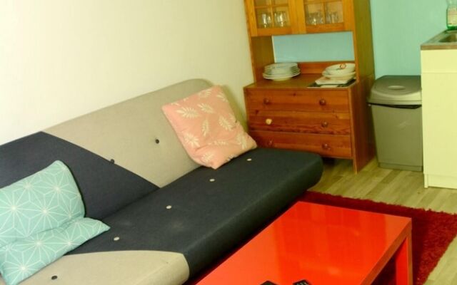 Apartment With one Bedroom in Provins, With Wifi