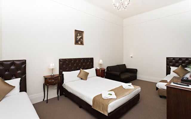 Ambassadors Hotel