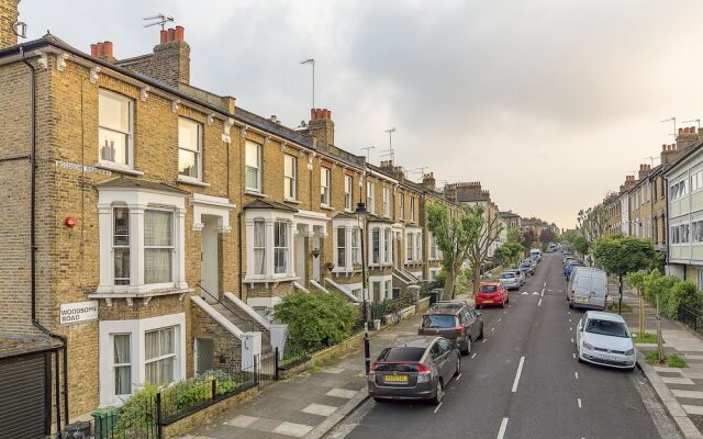 Quiet Home near Hampstead Heath