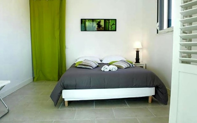 Modern villa in Plouneour-Trez  with private pool