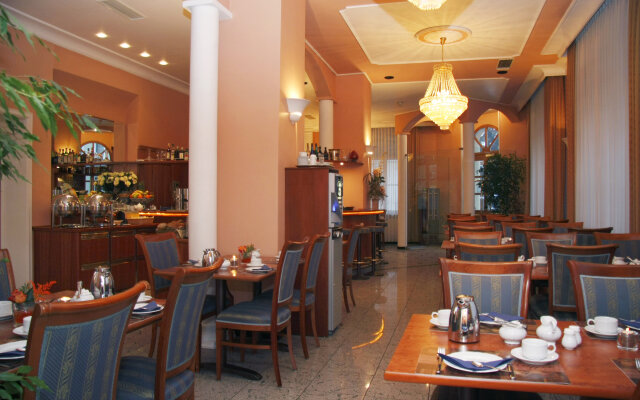 Apartment Hotel Kral