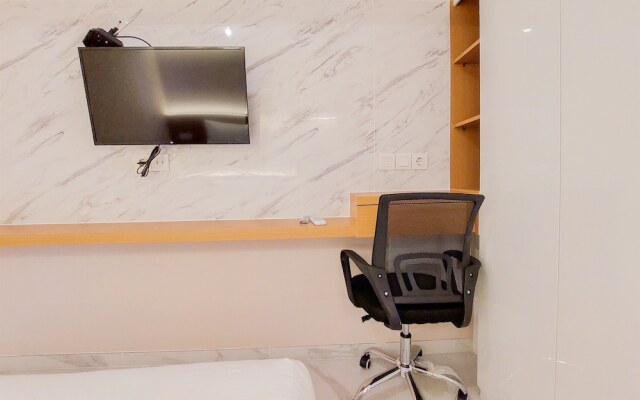 Wonderful And Comfortable Studio Sky House Bsd Apartment