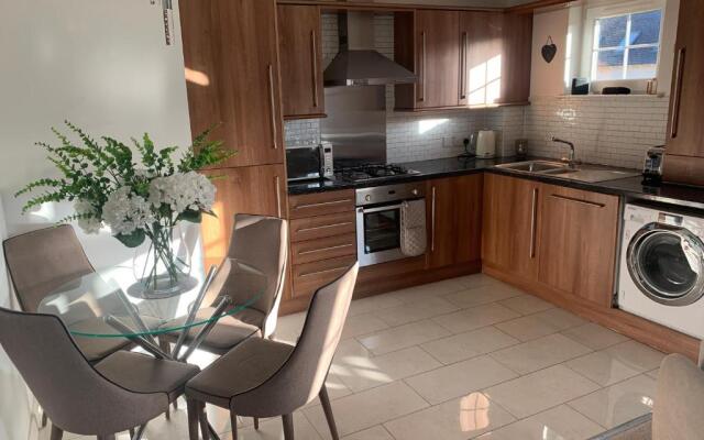 Irvine Harbour Apartment