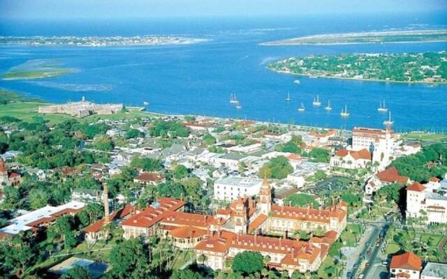 Sea Place 11206 2 Bedroom Condo