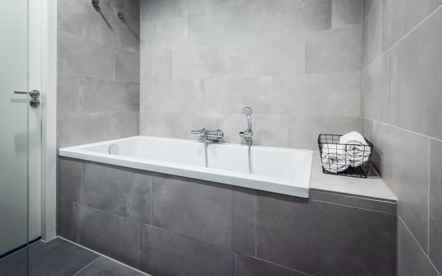 YAYS Amsterdam East by Numa