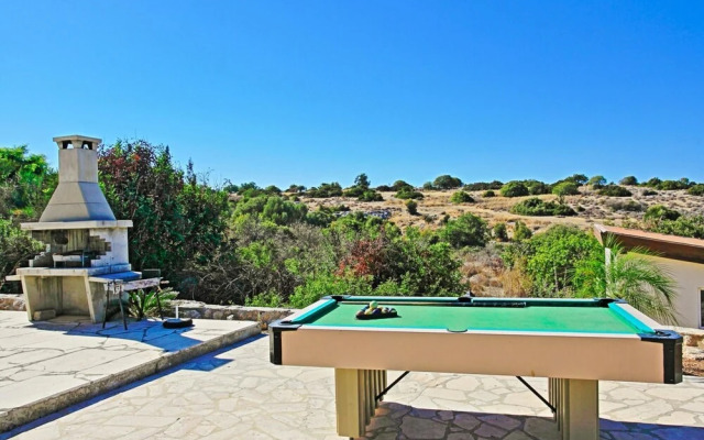 Villa Anthoulis in Latchi
