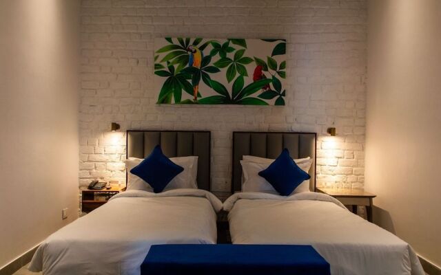 The Sierra - A Luxury Stay