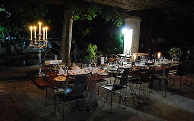 African Vineyard Guest House