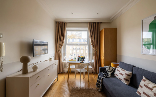 54 Courtfield Gardens