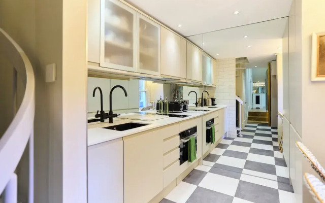 The Kensington Place Stylish 1bdr Flat