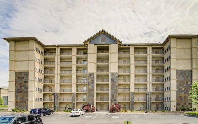 Pigeon Forge Condo w/ Community Amenities!