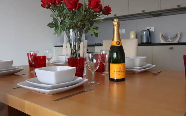 Stunning 2 bedroom flats in Kings Cross