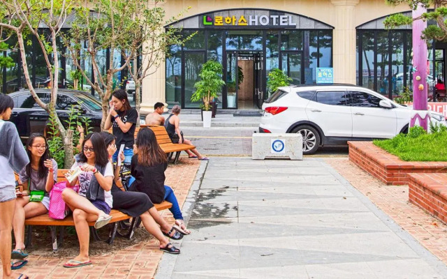 Lohas Hotel