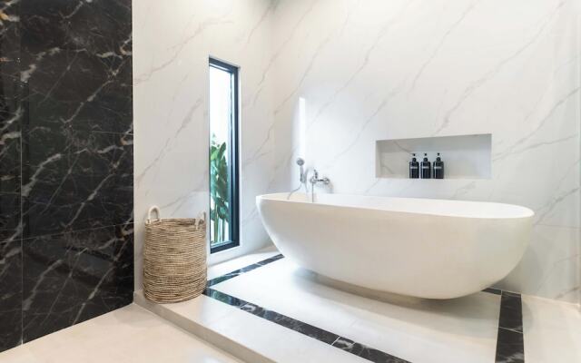 Swan Villa 4 Seminyak