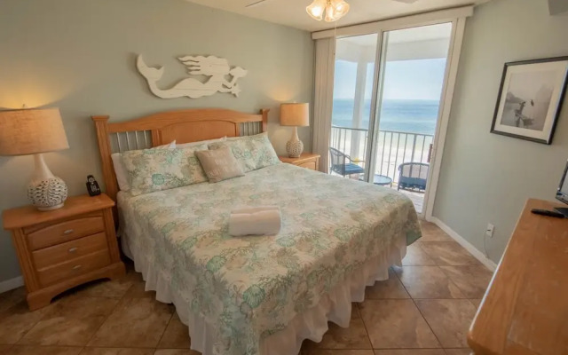 Gulf Breeze Condo Unit D
