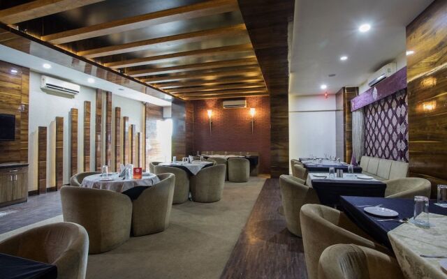 OYO 1546 The Sensation Hotel
