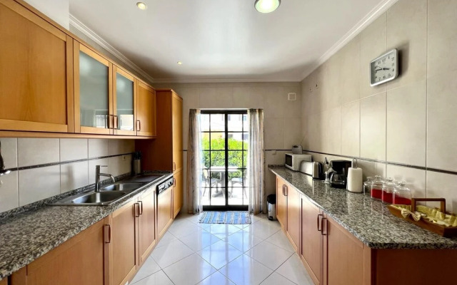 P RA Brightness Villa by Homing