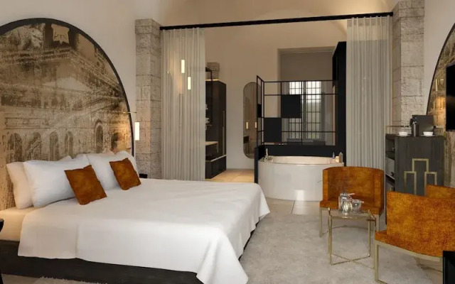 Le Grand Hôtel Dieu by SOWELL COLLECTION