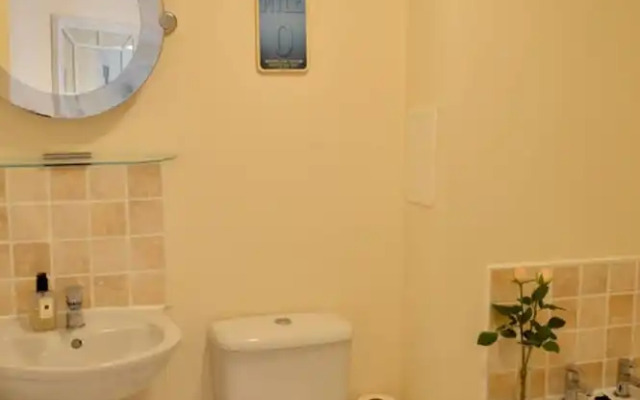 Cozy Newhaven Port Getaway