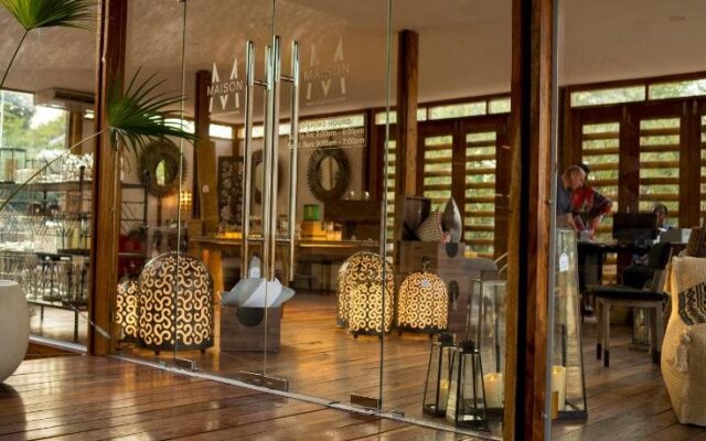 Le Petit Village Hotel & Spa