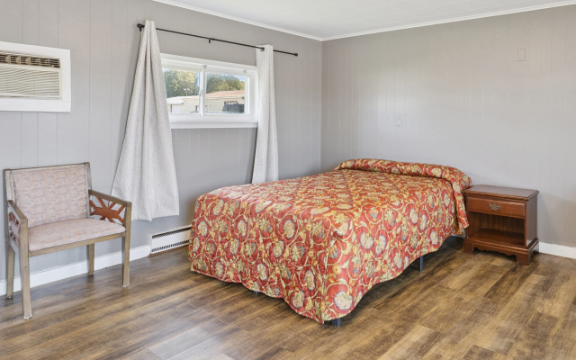 Curry’s Motel by OYO Saginaw MI