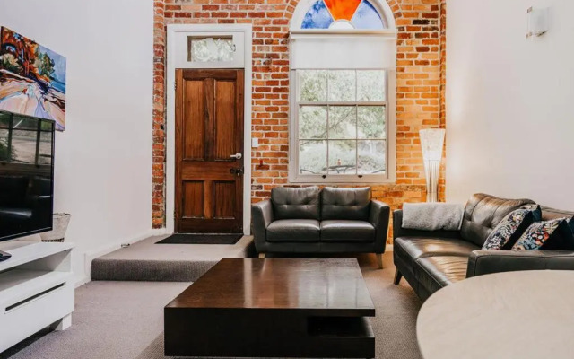 Albert Guest House And Mills Spa Suites