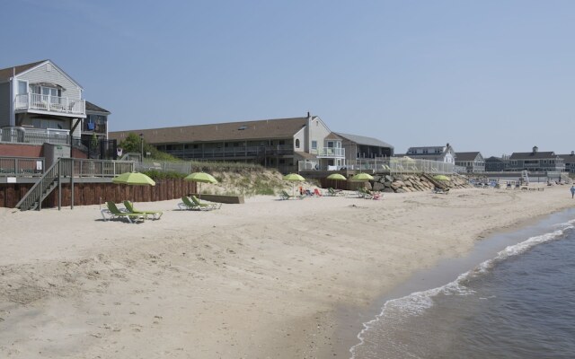 The Corsair & Cross Rip Oceanfront Resort