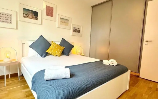 Luxury two bedrooms flat