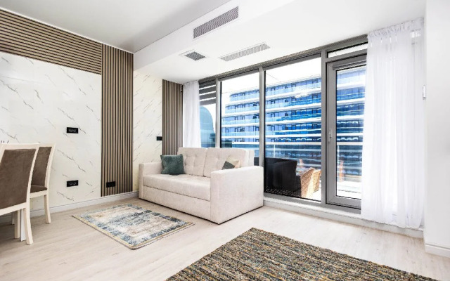 Apartamente WHITE TITANIC cm