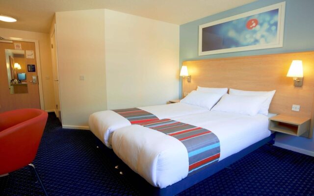 Travelodge Aberdeen Airport