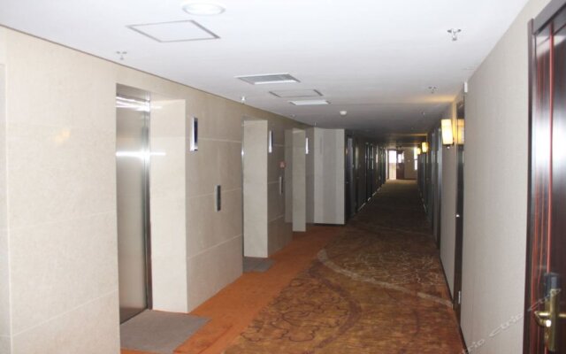 Aoyu Commercial Hotel
