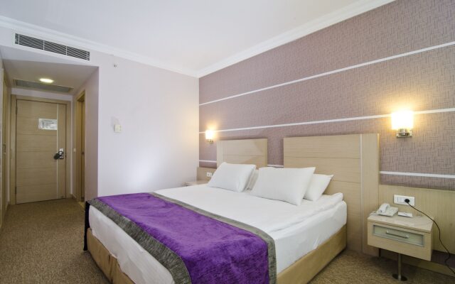 Midas Hotel