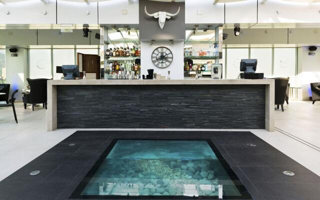 Renaissance Santiago Hotel by Marriott