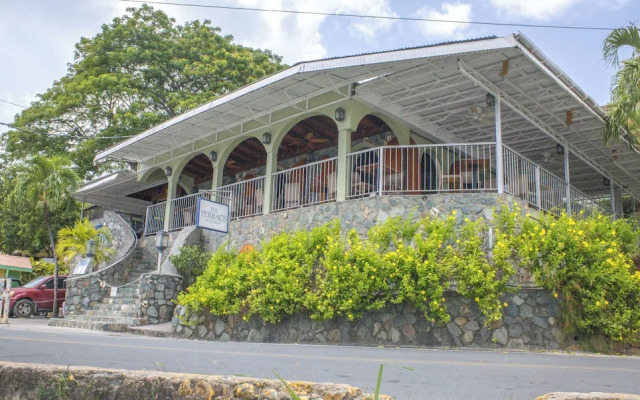 Raintree Suites