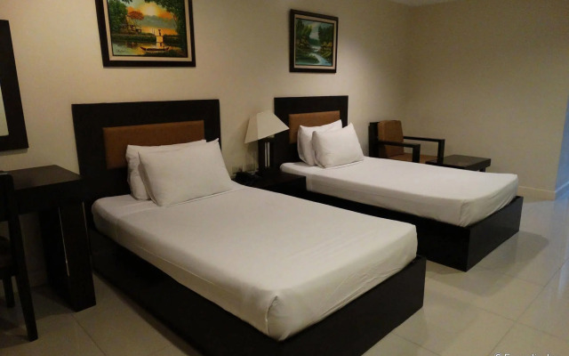 Paragon Tower Hotel