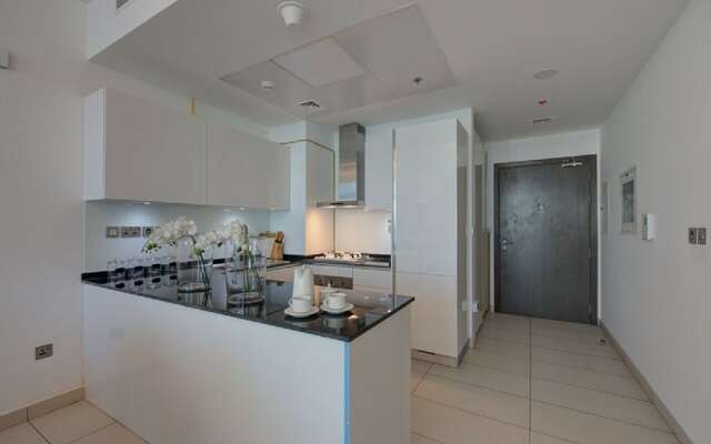 Airbetter- Dubai Palm Royal Bay Sea Face