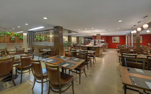 Hotel Deville Curitiba