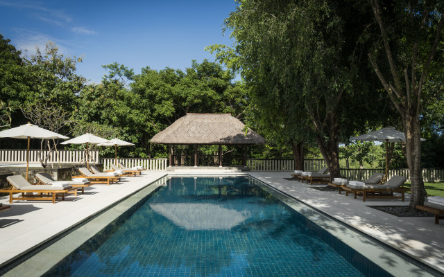 REVĪVŌ Wellness Resort Nusa Dua Bali