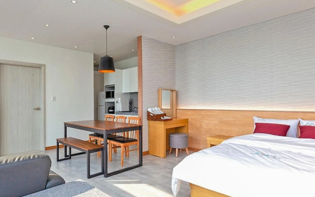 Yeosu Marine Terrace Poolvilla