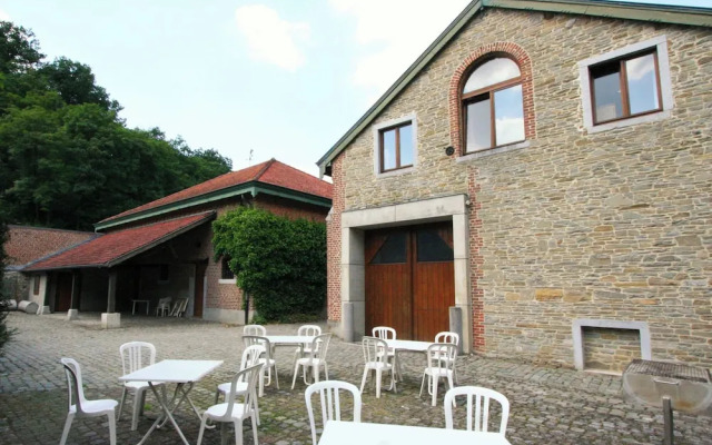 Luxurious Mansion in Neblon-le-pierreux With Pool