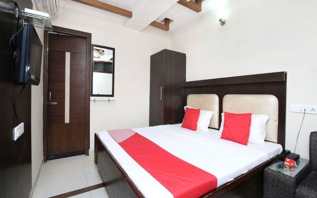 OYO 16829 Hotel City Night