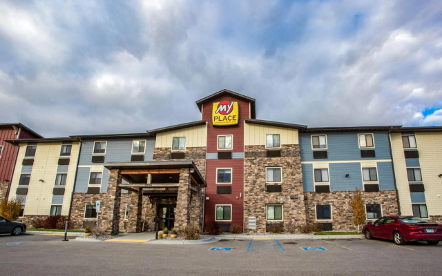 My Place Hotel - Fargo, ND